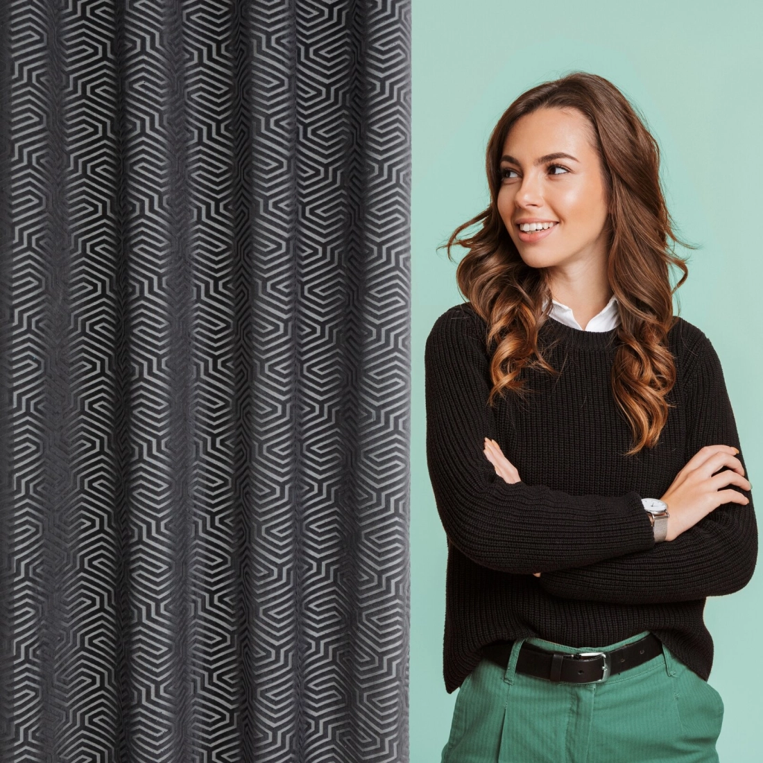 Záves 140x250 cm zamatový čierny na kovové krúžky Pierre Cardin