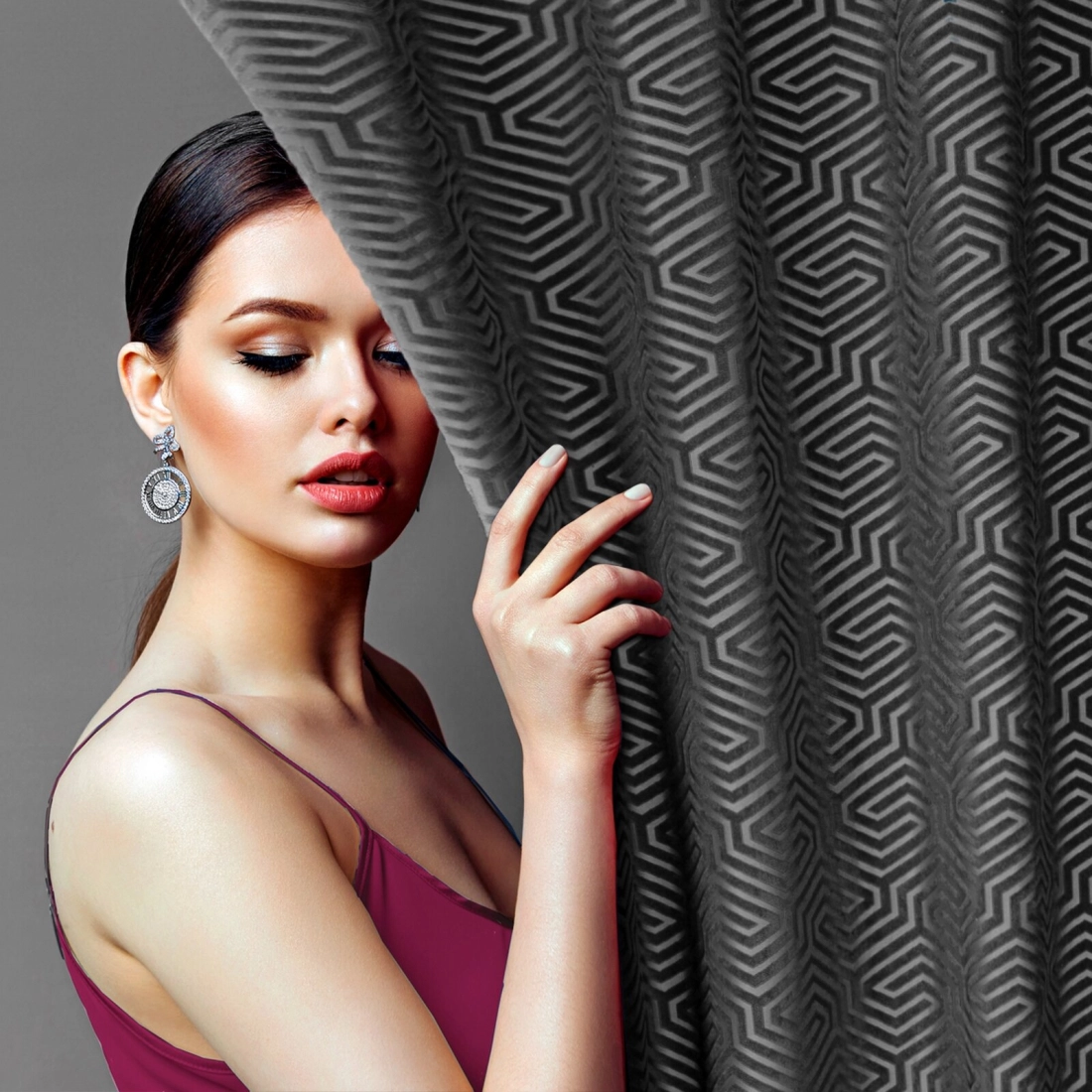 Záves 140x250 cm zamatový čierny na kovové krúžky Pierre Cardin