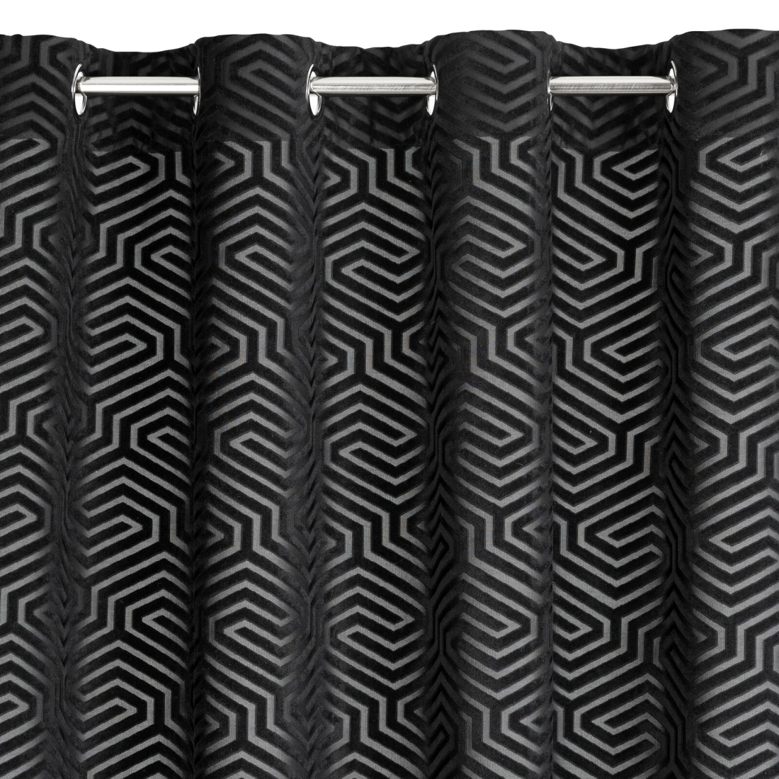 Záves 140x250 cm zamatový čierny na kovové krúžky Pierre Cardin