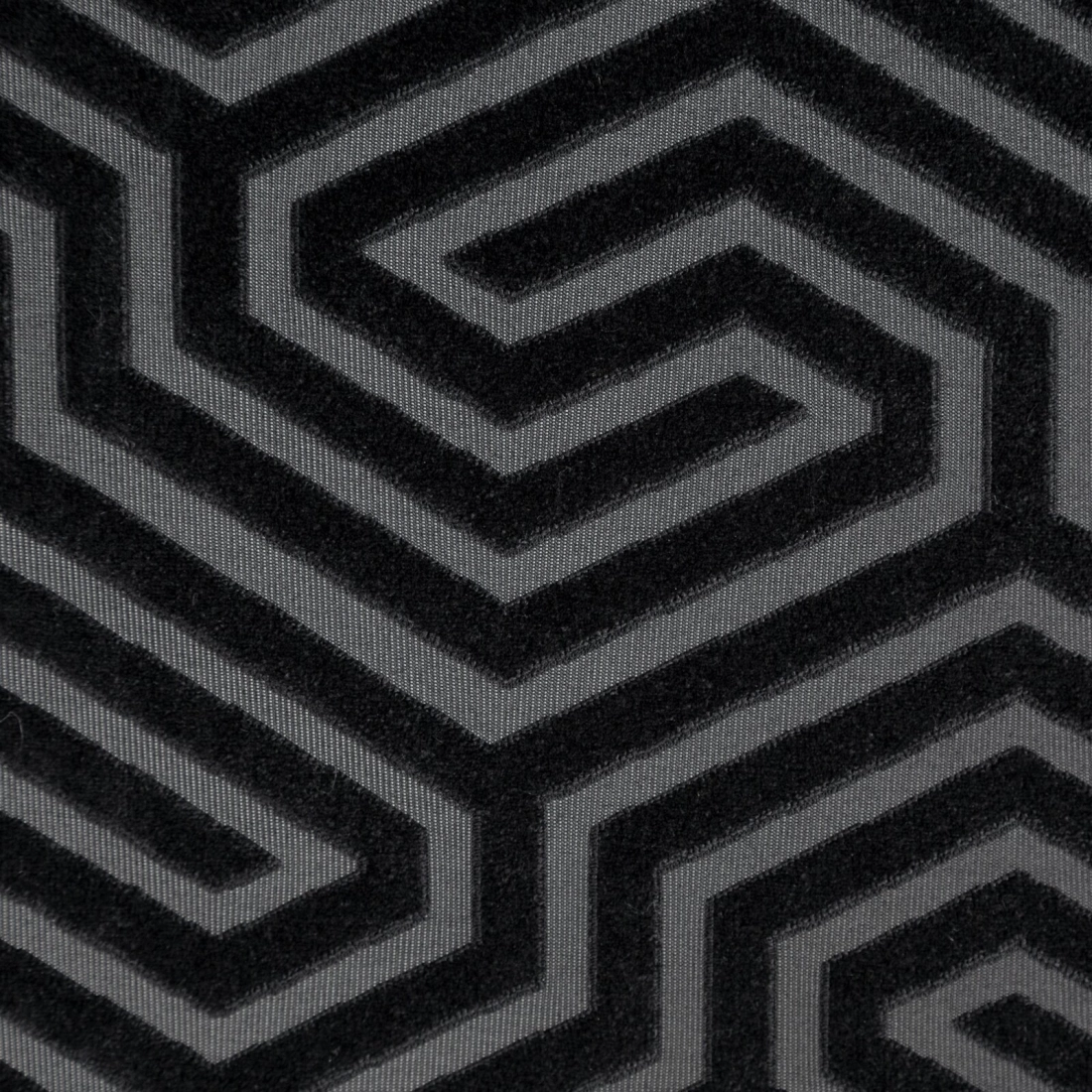 Záves 140x250 cm zamatový čierny na kovové krúžky Pierre Cardin