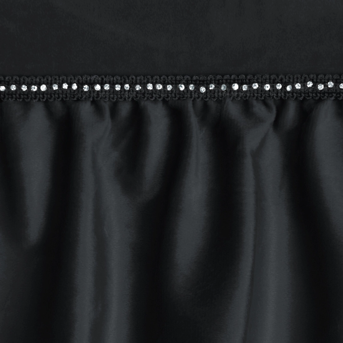 Záves 140x250 cm zamatový čierny na kovové krúžky SAMI