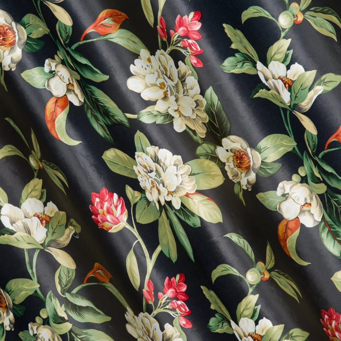 Záves 140x250 cm zamatový čierny, olivový na kovové krúžky ALEA