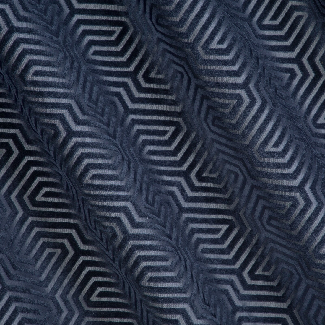 Záves 140x250 cm zamatový granátový na kovové krúžky Pierre Cardin