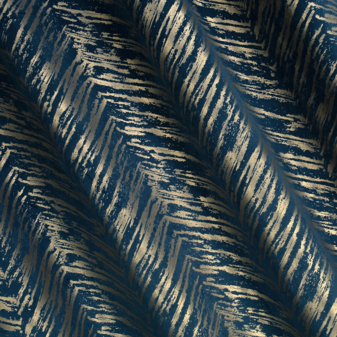 Záves 140x250 cm zamatový granátový na kovové krúžky SARA