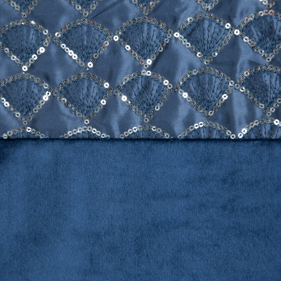 Záves 140x250 cm zamatový granátový, strieborný na kovové krúžky MARGOT