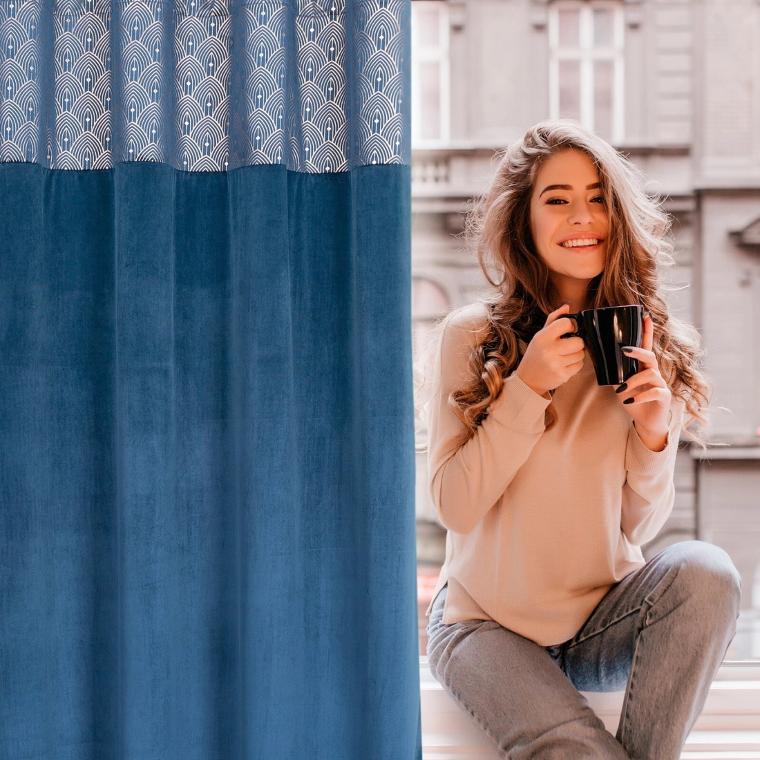 Záves 140x250 cm zamatový granátový, zlatý na kovové krúžky AGNES