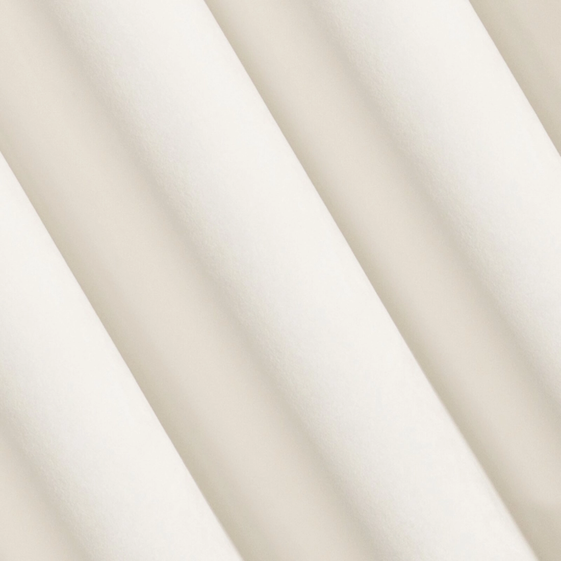 Záves 140x250 cm zamatový krémový na kovové krúžky RIA Diva Line