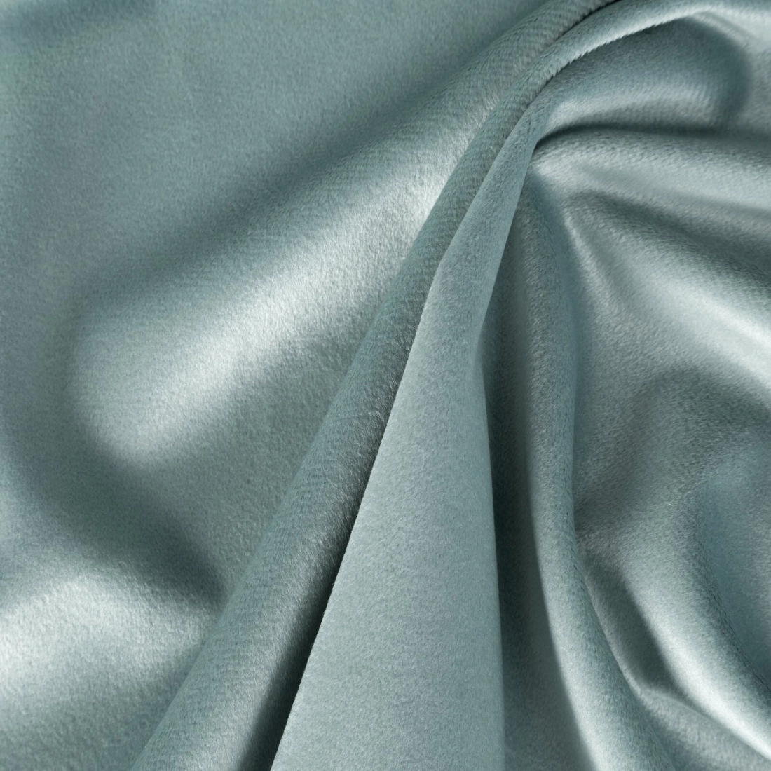 Záves 140x250 cm zamatový matný šalviový na kovové krúžky MELANIE