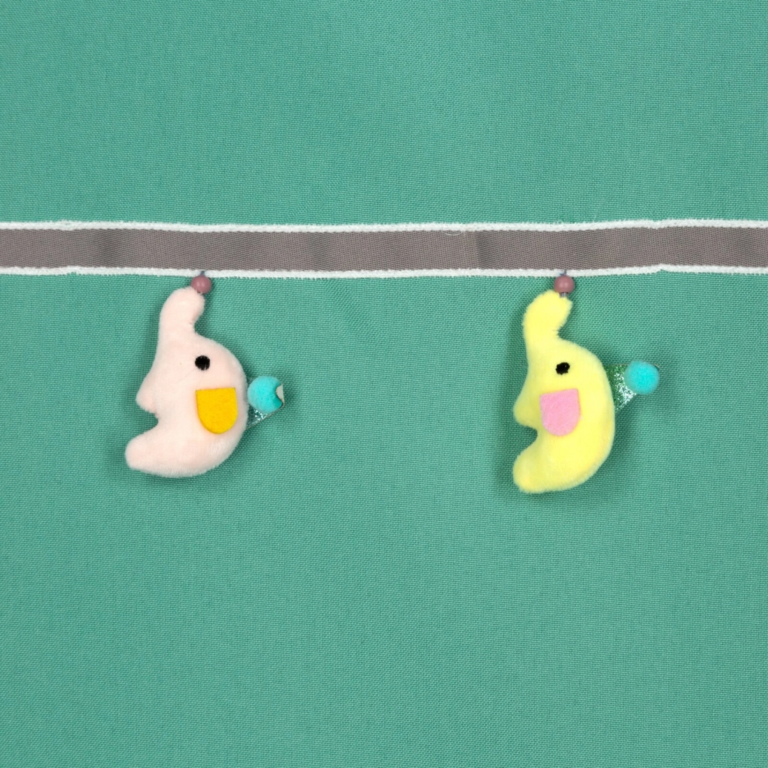 Záves 140x250 cm zamatový mätový na kovové krúžky KIDS