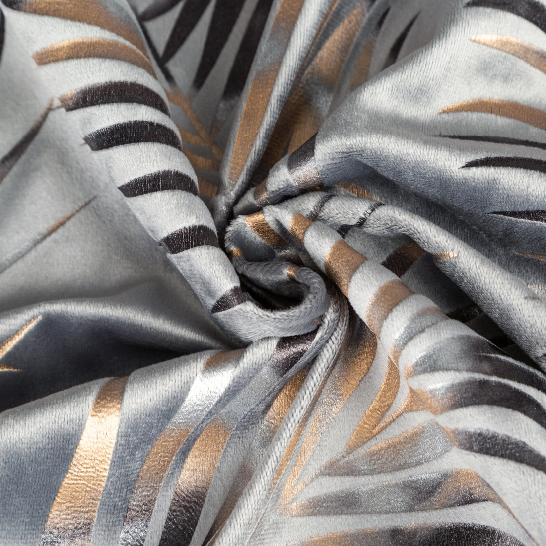 Sametový závěs 140x250 cm ocelový a šampaňský na kovových kroužcích GLORIA 2