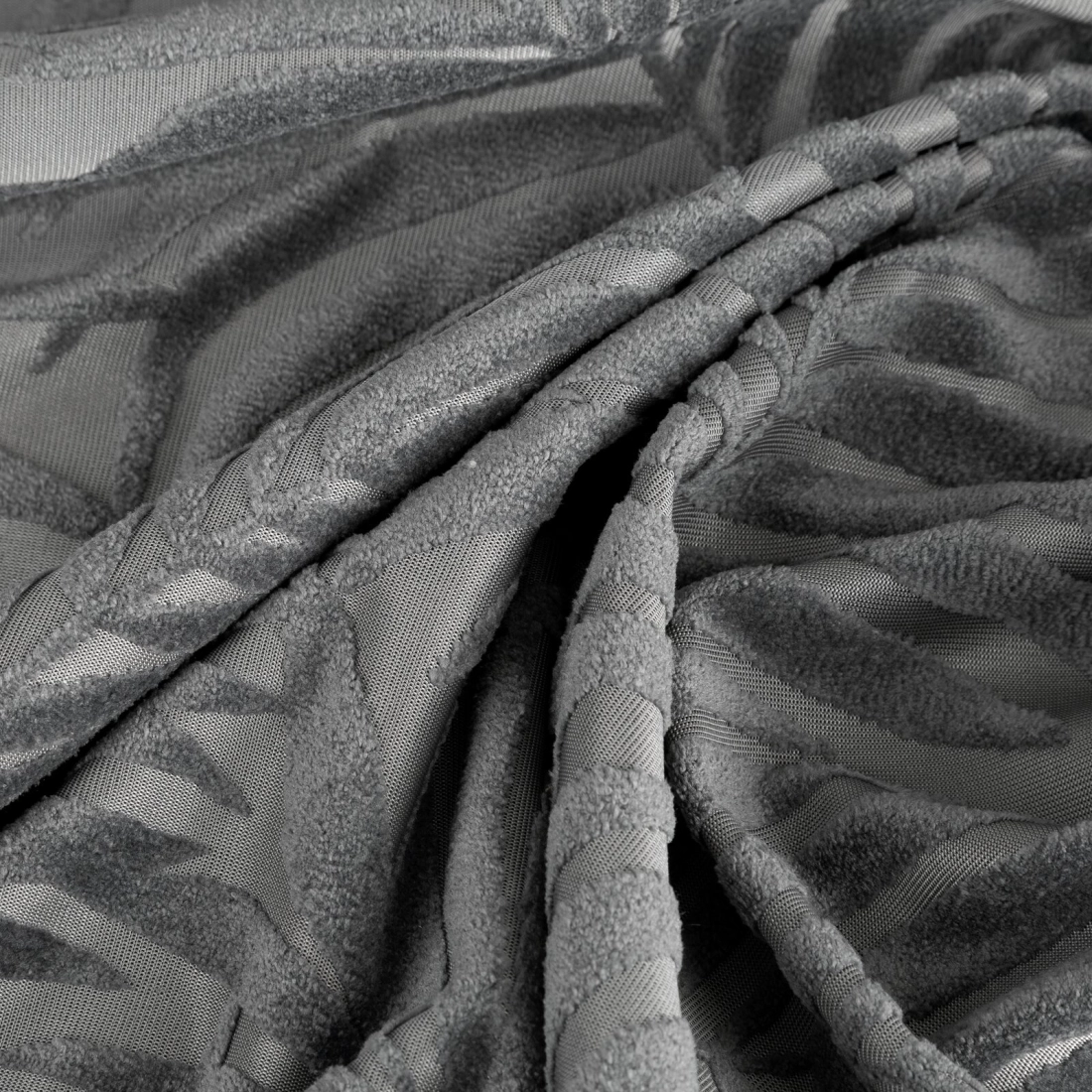 Záves 140x250 cm zamatový oceľový na kovové krúžky LIVIA