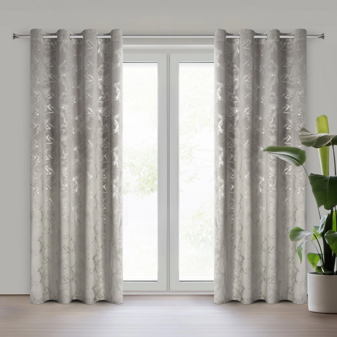 Záves 140x250 cm zamatový oceľový strieborný na kovové krúžky RAJA