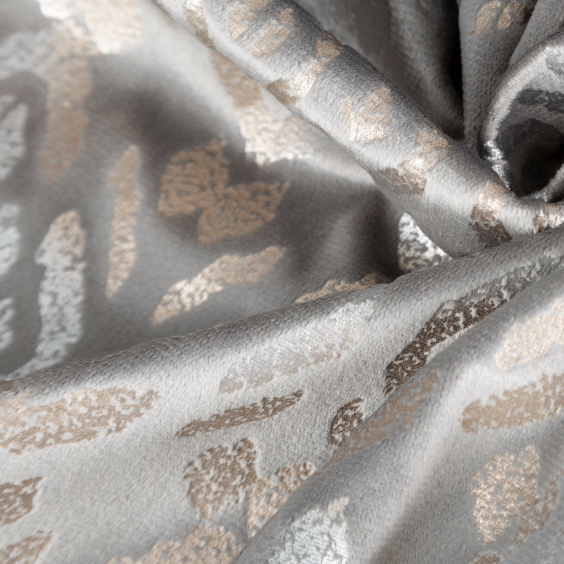 Záves 140x250 cm zamatový oceľový zlatý na kovové krúžky LAURA