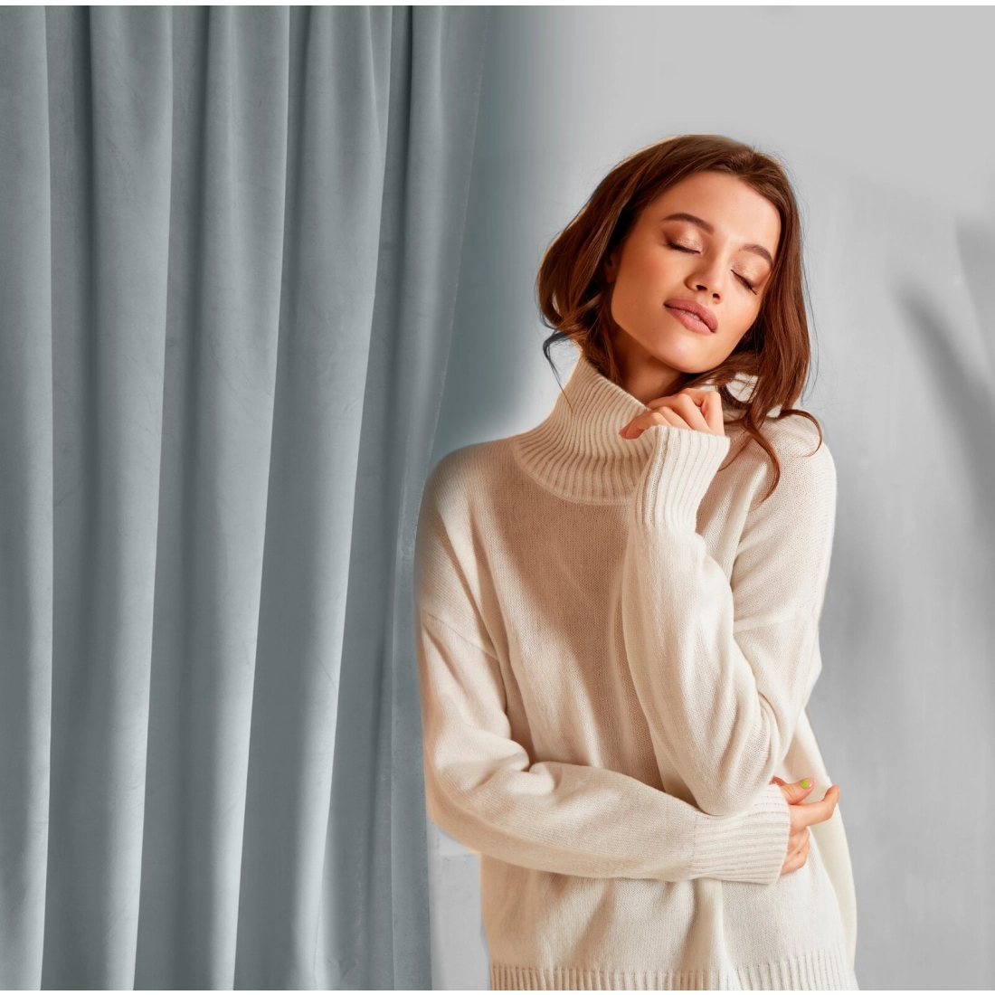 Záves 140x250 cm zamatový strieborný na kovové krúžky ROSA Design 91