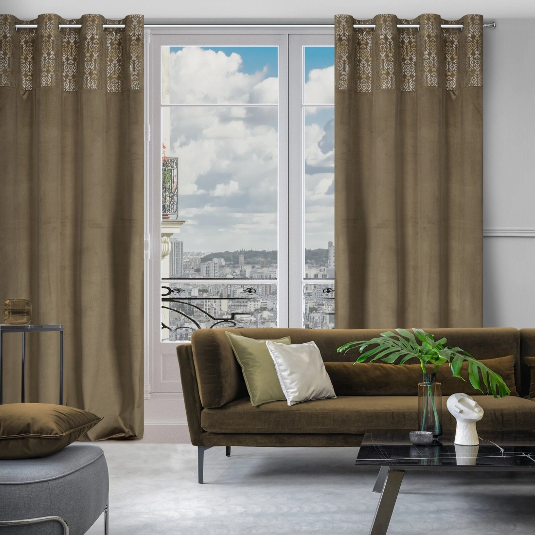 Záves 140x250 cm zamatový svetlohnedý, zlatý na kovové krúžky LIZA