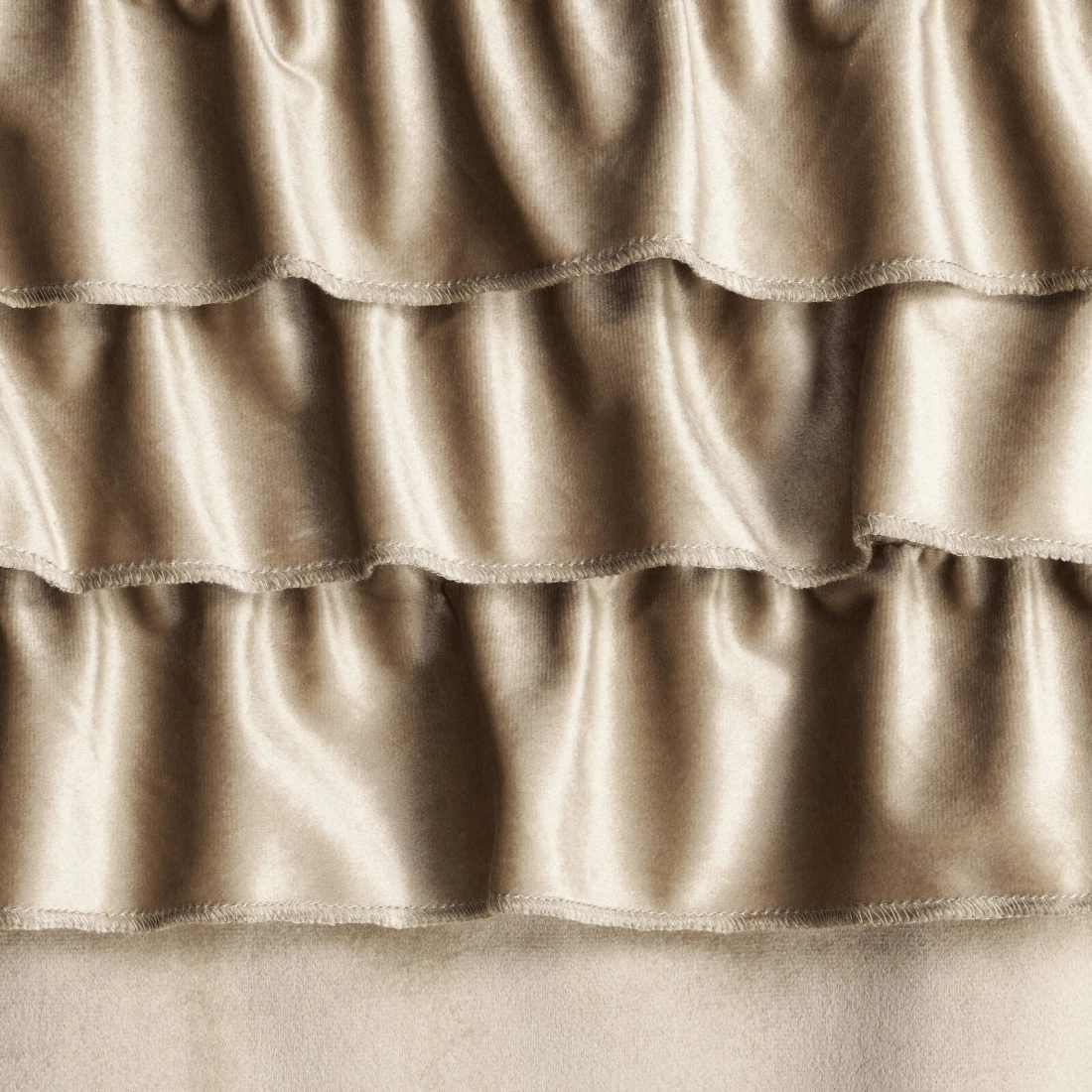 Závěs 140x250 cm sametový tmavě béžový na kovové kroužky ERIN