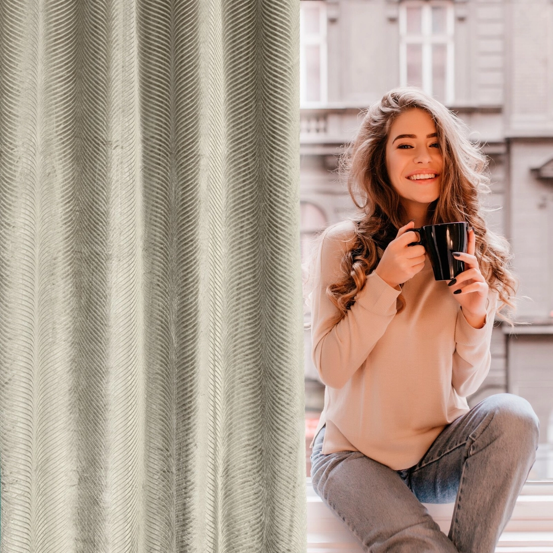 Záves 140x250 cm zamatový tmavobéžový na kovové krúžky LUSSI