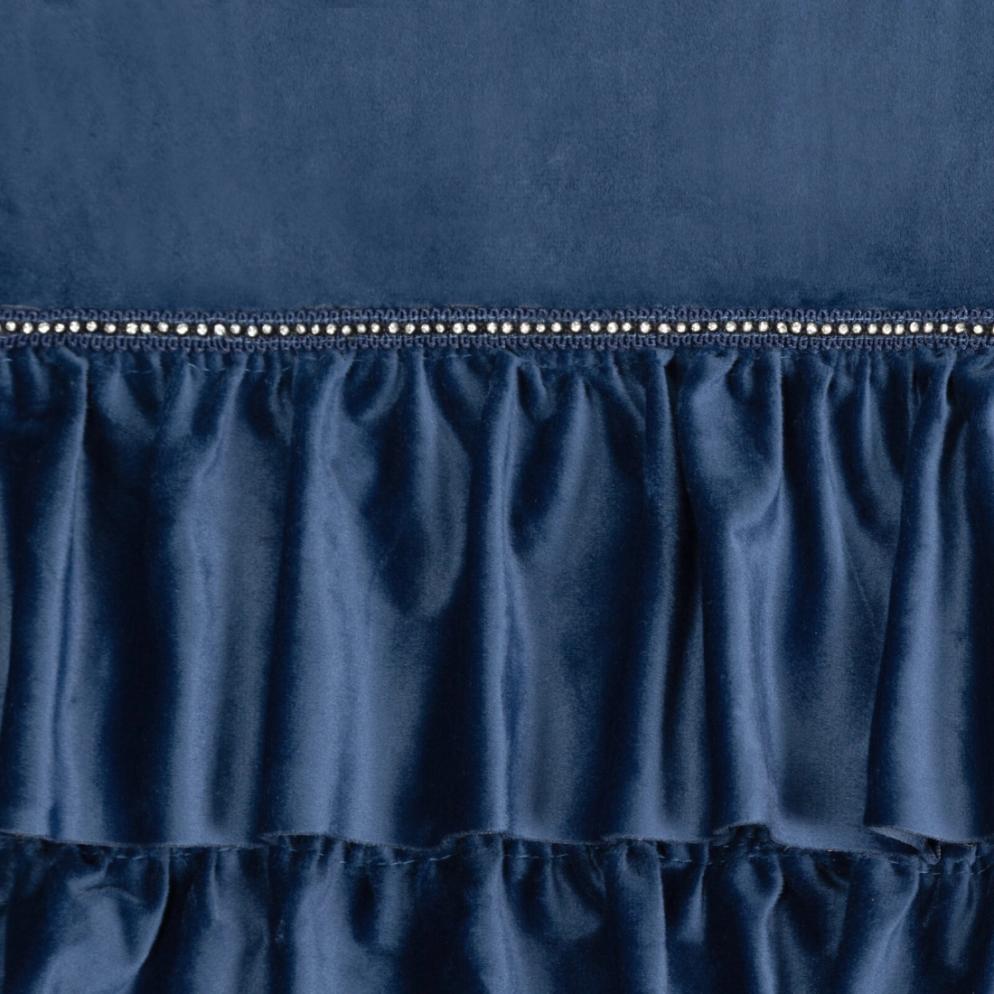 Sametový závěs 140x250 cm tmavě modrý na kovových kroužcích CARLI