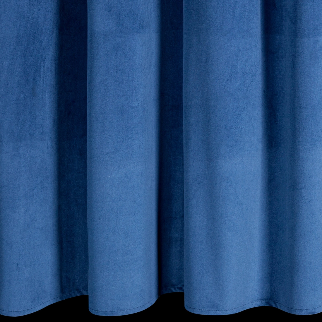Sametový závěs 140x250 cm tmavě modrý na kovové kroužky ERIN