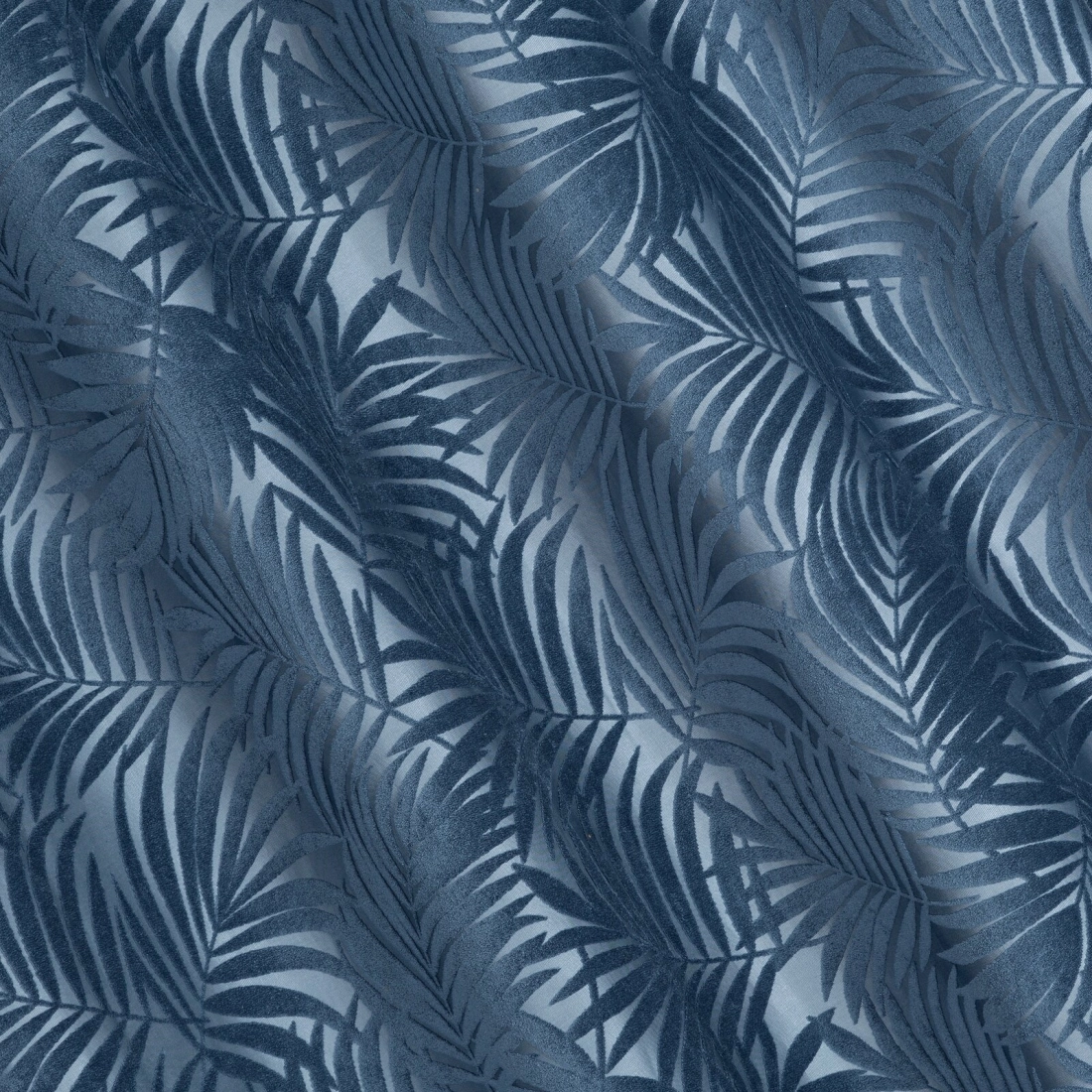 Záves 140x250 cm zamatový tmavomodrý na kovové krúžky LIVIA