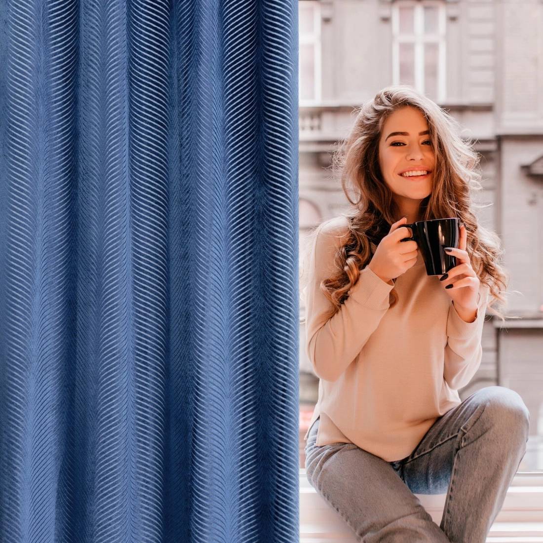 Záves 140x250 cm zamatový tmavomodrý na kovové krúžky LUSSI