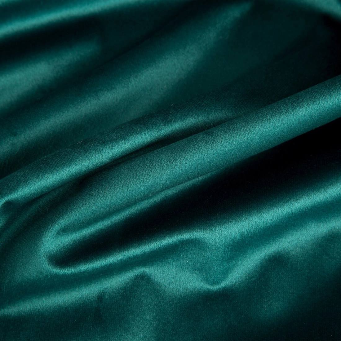 Záves 140x250 cm zamatový tmavotyrkysový, čierny na kovové krúžky JASPER