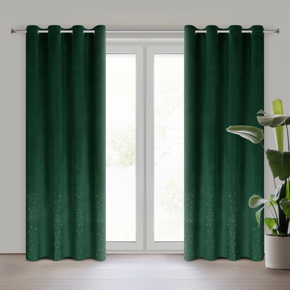 Sametový závěs 140x250 cm tmavě zelený na kovové kroužky ARIADNA