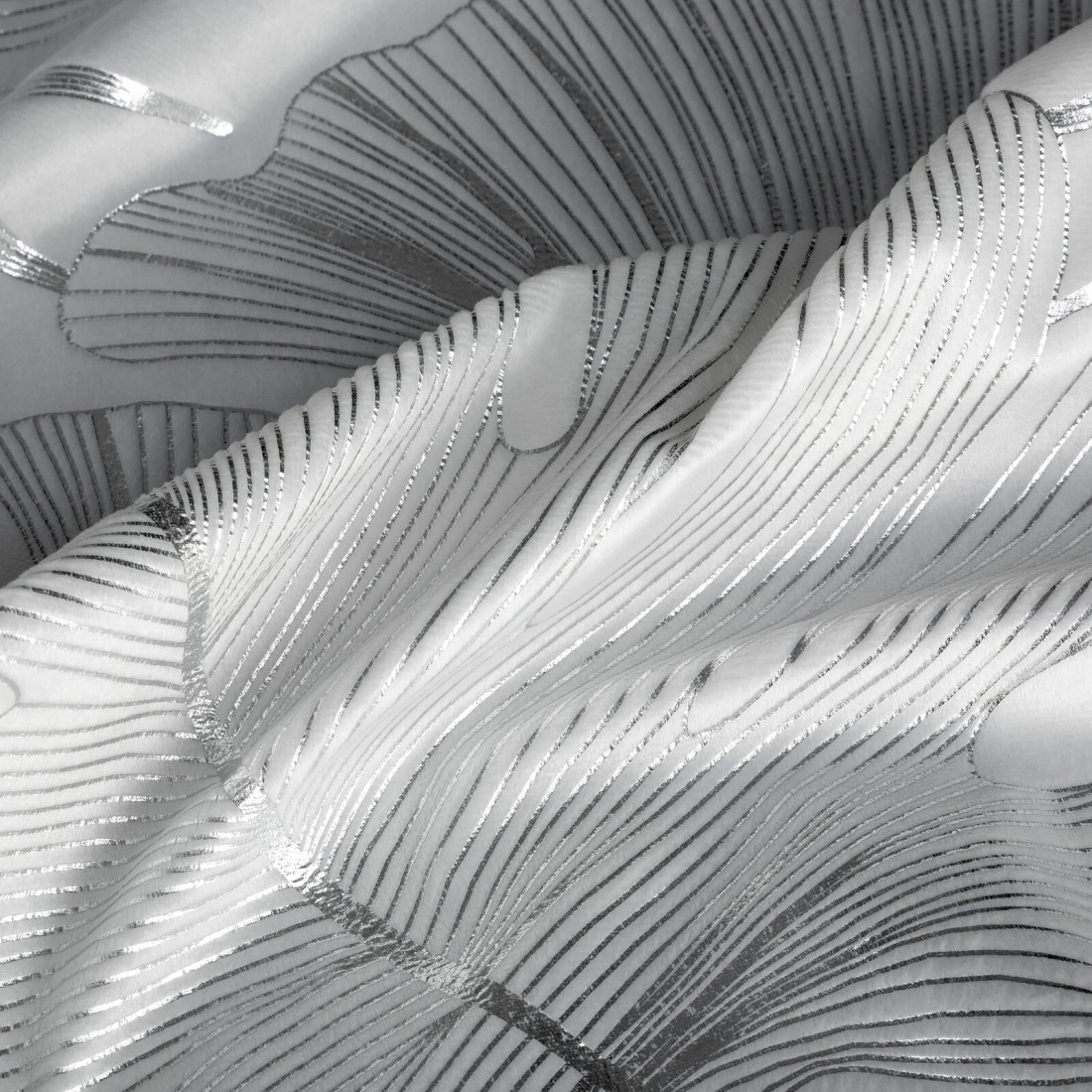 Záves 140x250 cm zamatový velúrový biely strieborný na kovové krúžky ZARIA