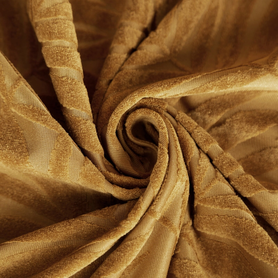 Záves 140x250 cm zamatový zlatistý na kovové krúžky LIVIA