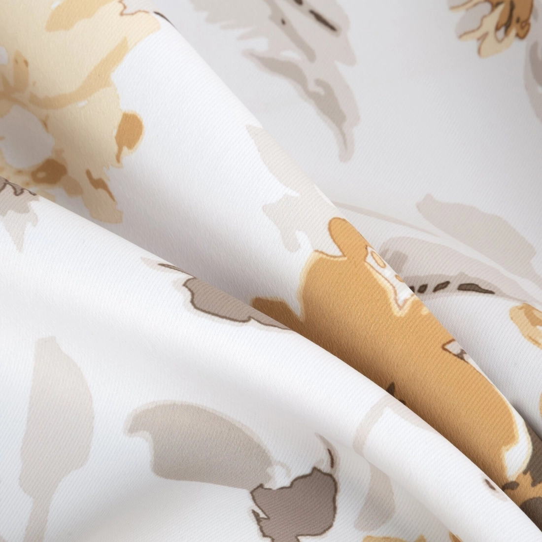 Závěs 140 x 250 cm zatemňovací bílý, béžový s kovovými kroužky CAREN