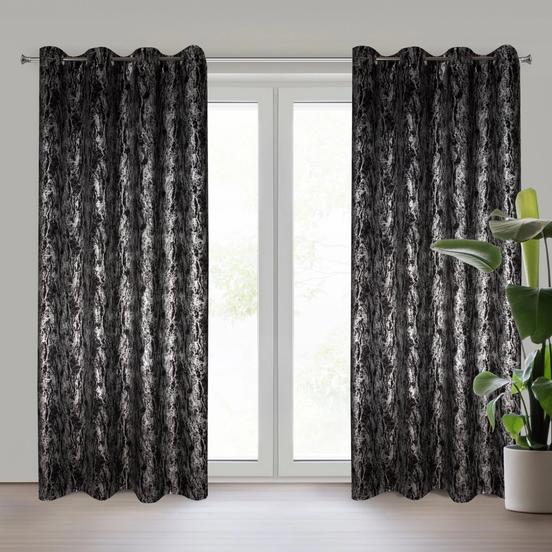 Zatemňovací závěs 140x250 cm černo-stříbrný na kovové kroužky ELISE