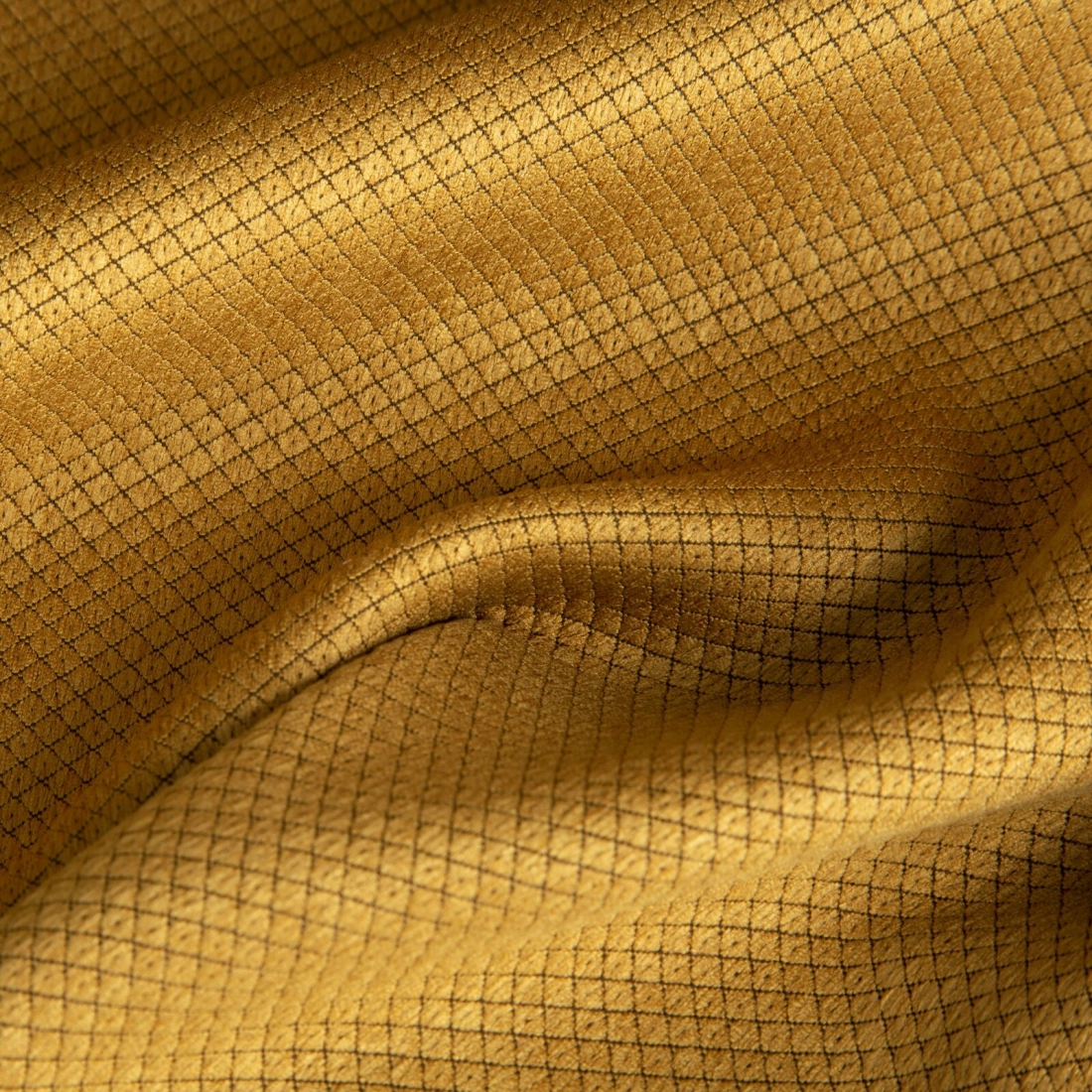 Závěs 140 x 250 cm zatemňovací medový na kovové kroužky AMARO