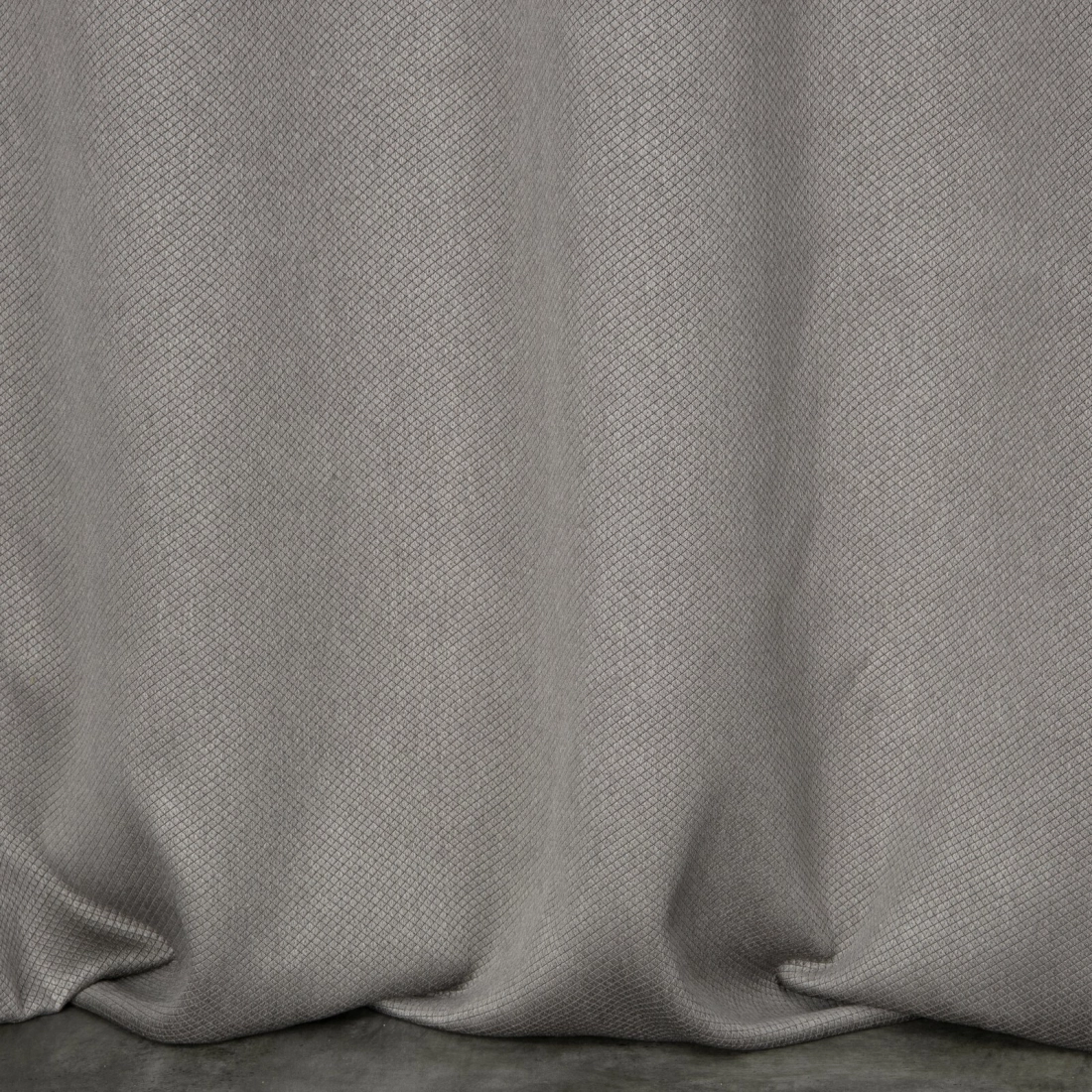 Zatemňovací závěs 140 x 250 cm šedobéžový na kovových kroužcích AMARO