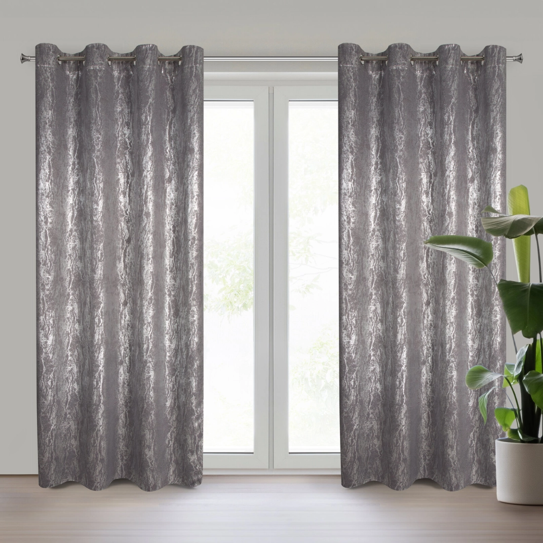 Závěs 140x250 cm zatemňovací šedý stříbrný na kovové kroužky ELISE