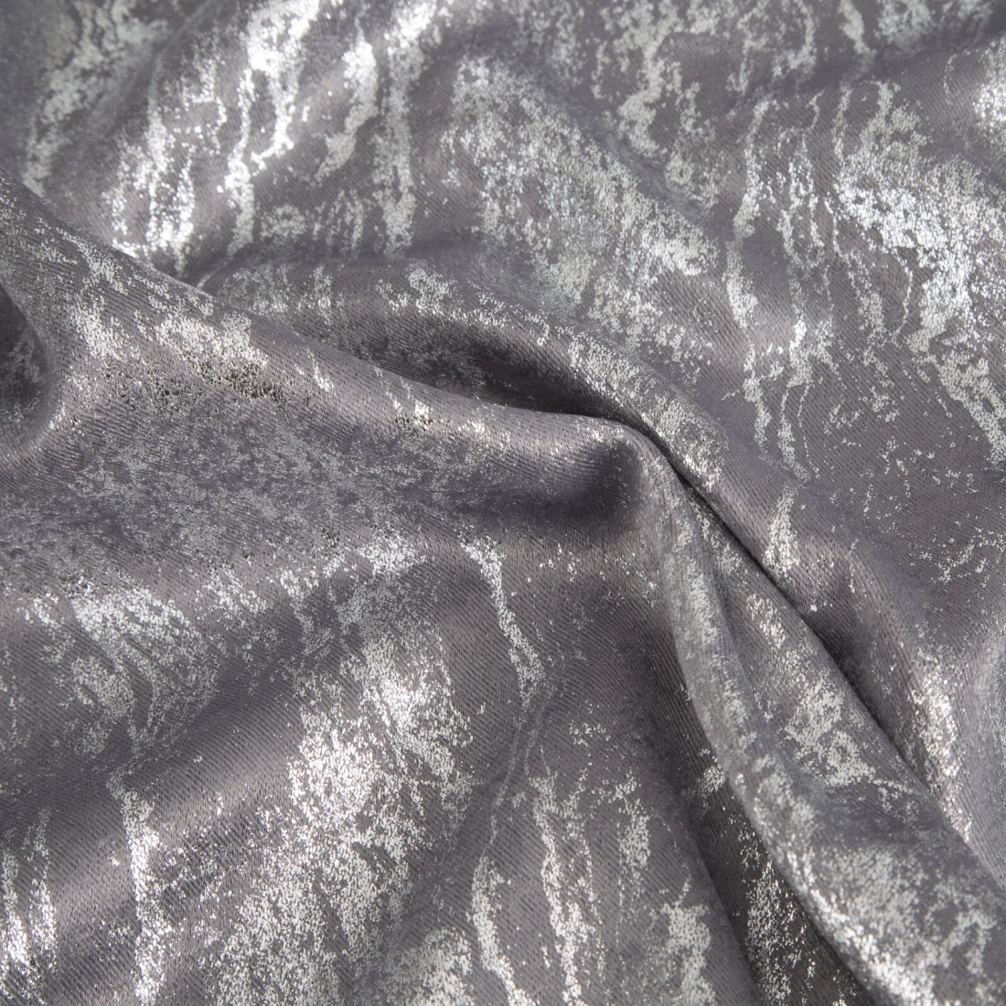 Závěs 140x250 cm zatemňovací šedý stříbrný na kovové kroužky ELISE