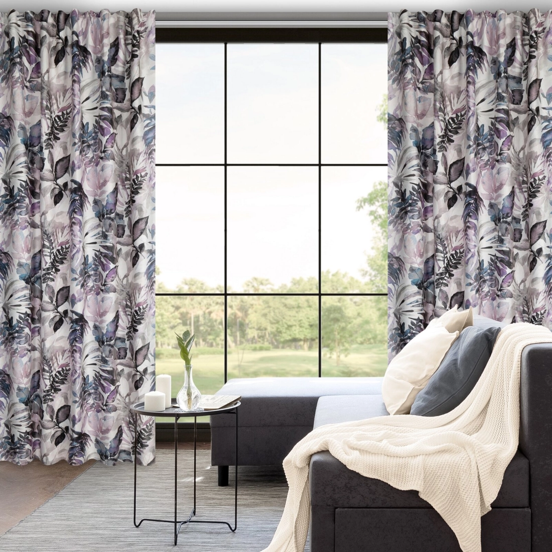 Závěs 140 x 270 cm matný bílý, fialový na řasicí pásku LILIA