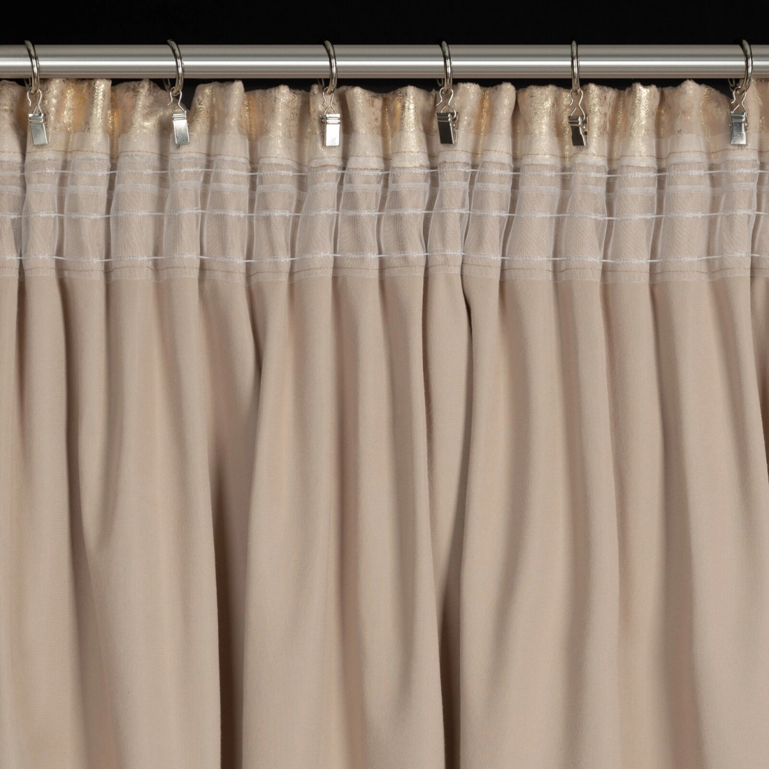 Záves 140x270 cm zamatový béžový šampanský na riasiacu pásku RENIA