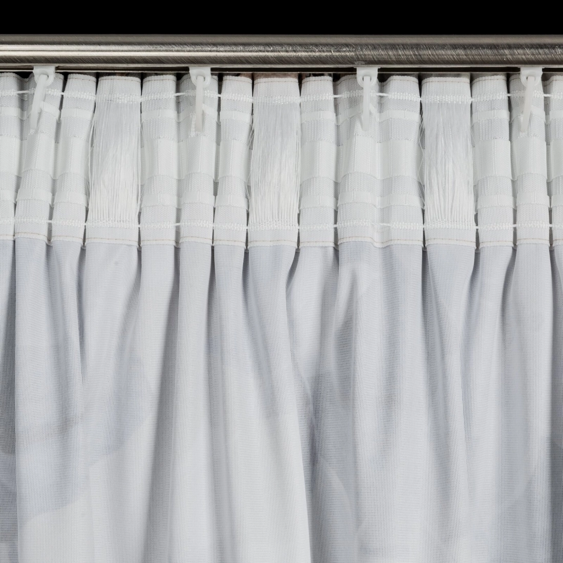 Záves 140x270 cm zamatový béžový, zelený na riasiacu pásku LOTOS