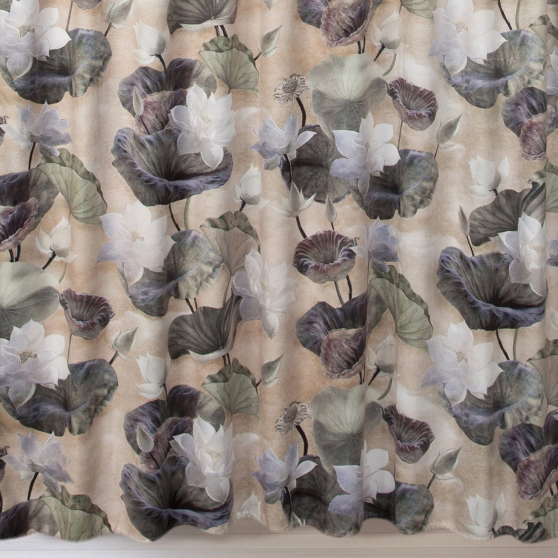 Záves 140x270 cm zamatový béžový, zelený na riasiacu pásku LOTOS