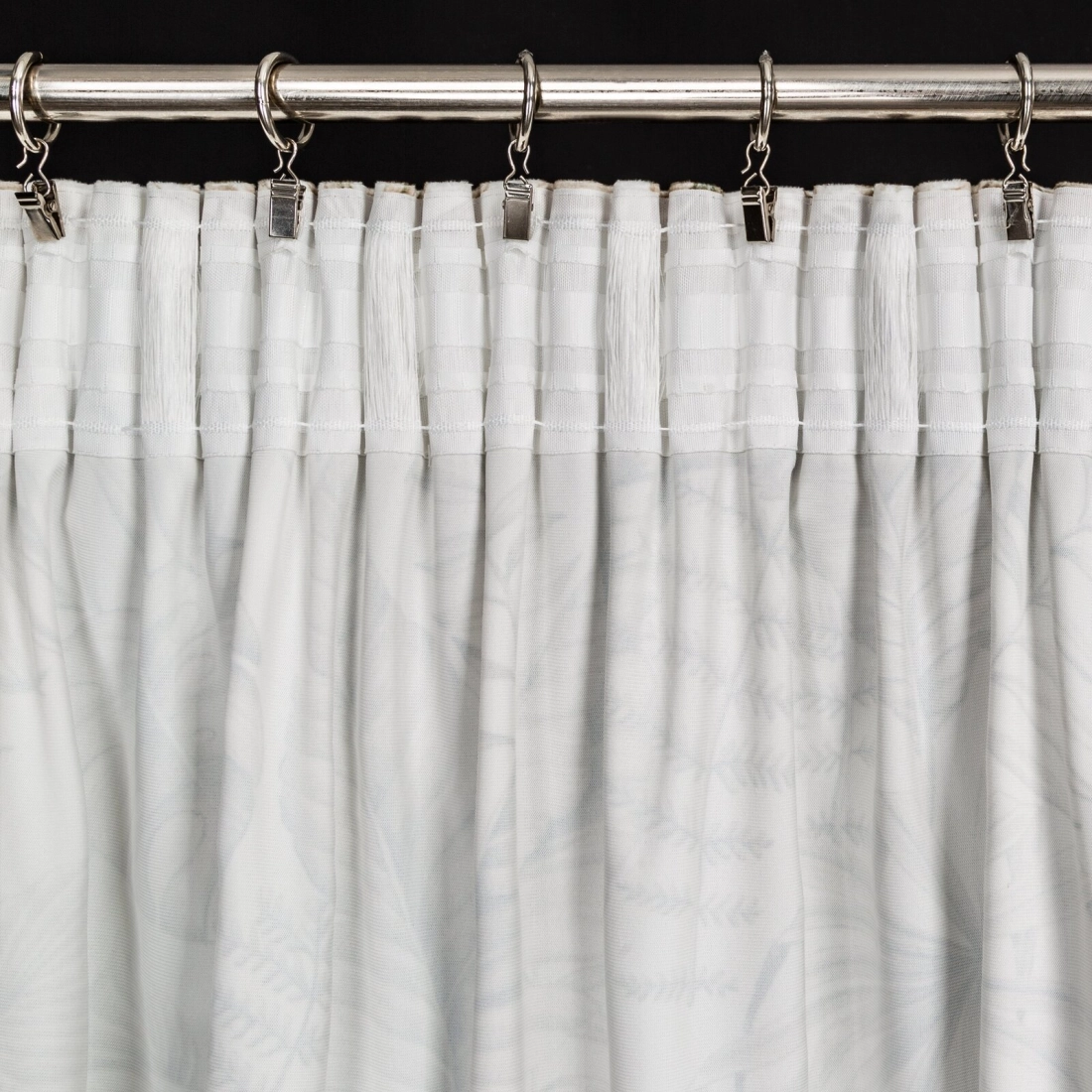 Záves 140x270 cm zamatový biely, béžový na riasiacu pásku SABA