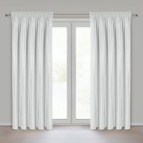 Záves 140x270 cm zamatový biely na riasiacu pásku CAMERON