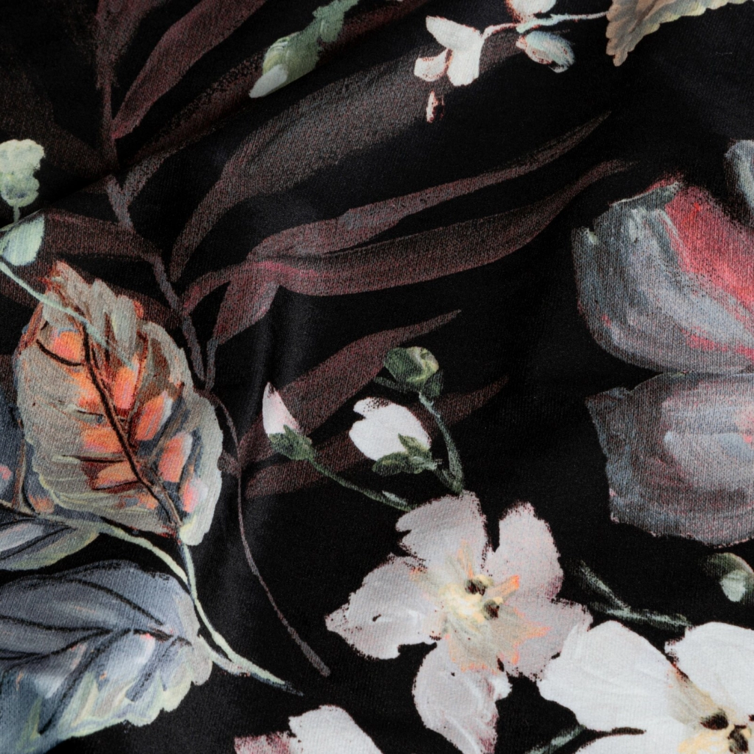 Záves 140x270 cm zamatový čierno-hnedý s kvetinovým vzorom na riasiacu pásku ALANI