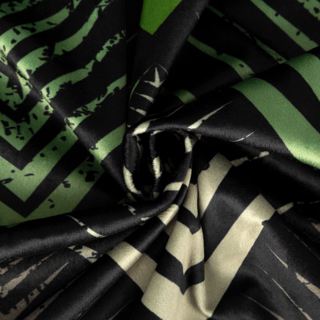 Záves 140x270 cm zamatový čierny, olivový na riasiacu pásku ANGELINA