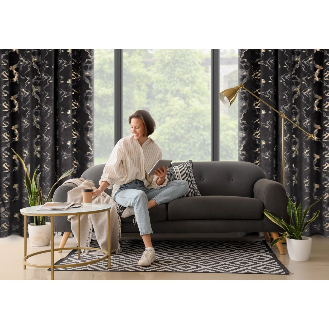 Záves 140x270 cm zamatový čierny šampanský na riasiacu pásku RAJA