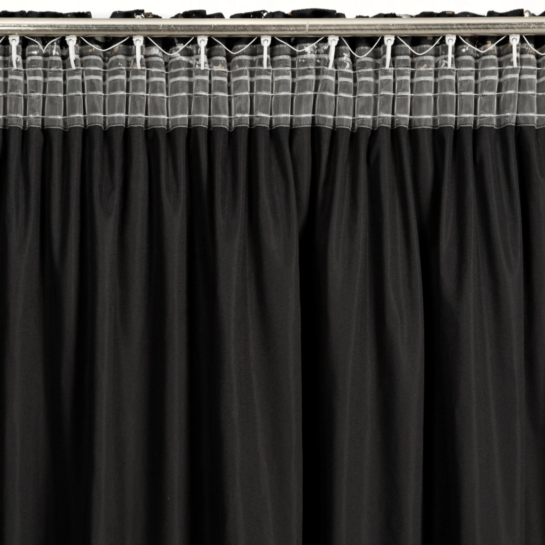 Záves 140x270 cm zamatový čierny so vzorom mramoru na riasiacu pásku DORI