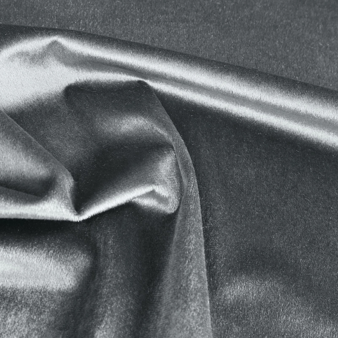 Záves 140x270 cm zamatový grafitový na riasiacu pásku SAMANTA