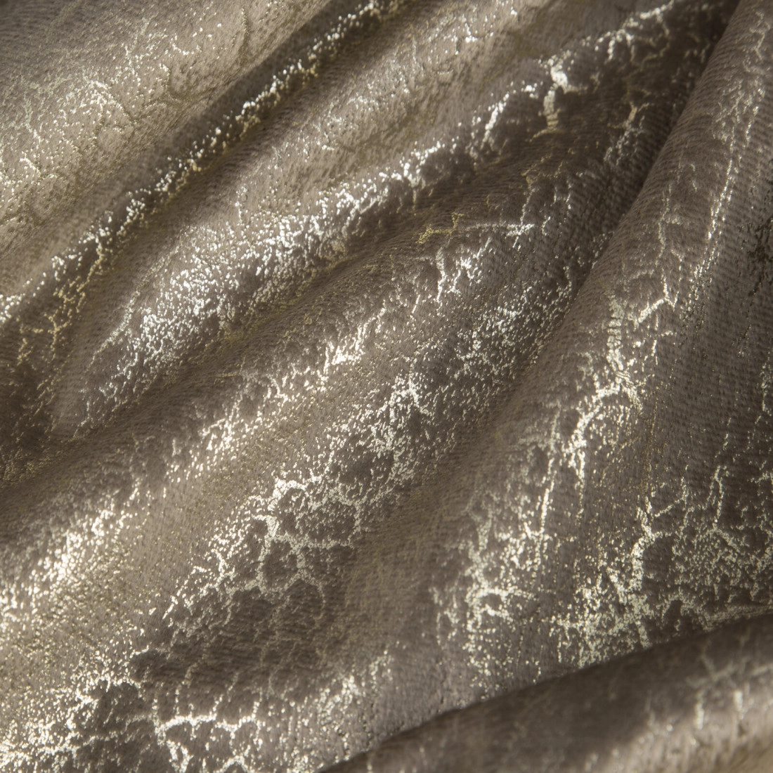 Záves 140x270 cm zamatový hnedý šampanský na riasiacu pásku INGRID