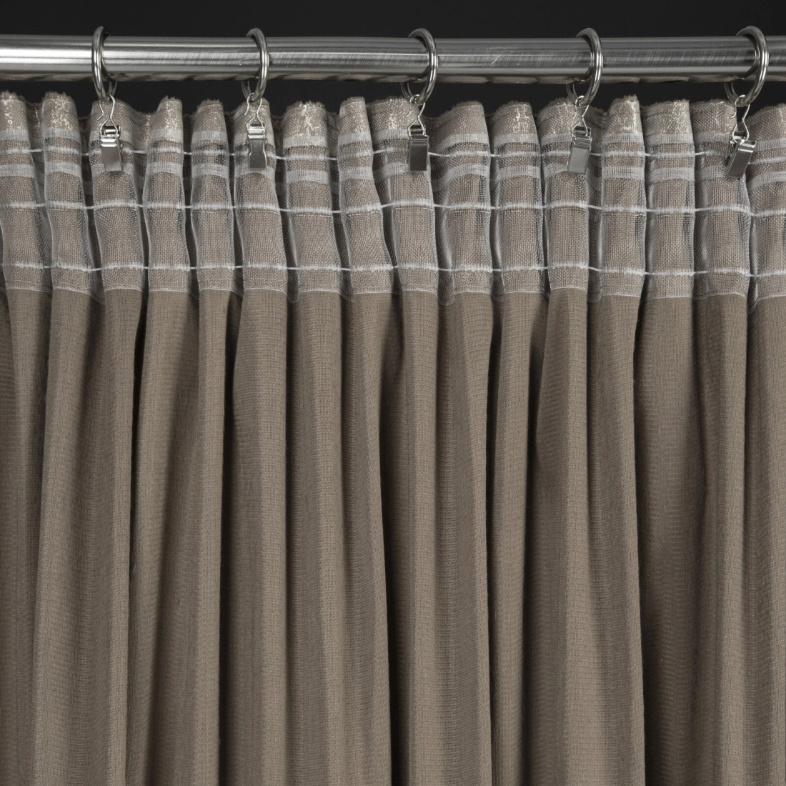 Záves 140x270 cm zamatový hnedý šampanský na riasiacu pásku INGRID