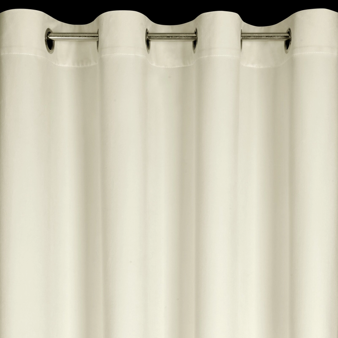 Záves 140x270 cm zamatový krémový na kovové krúžky ANTARA