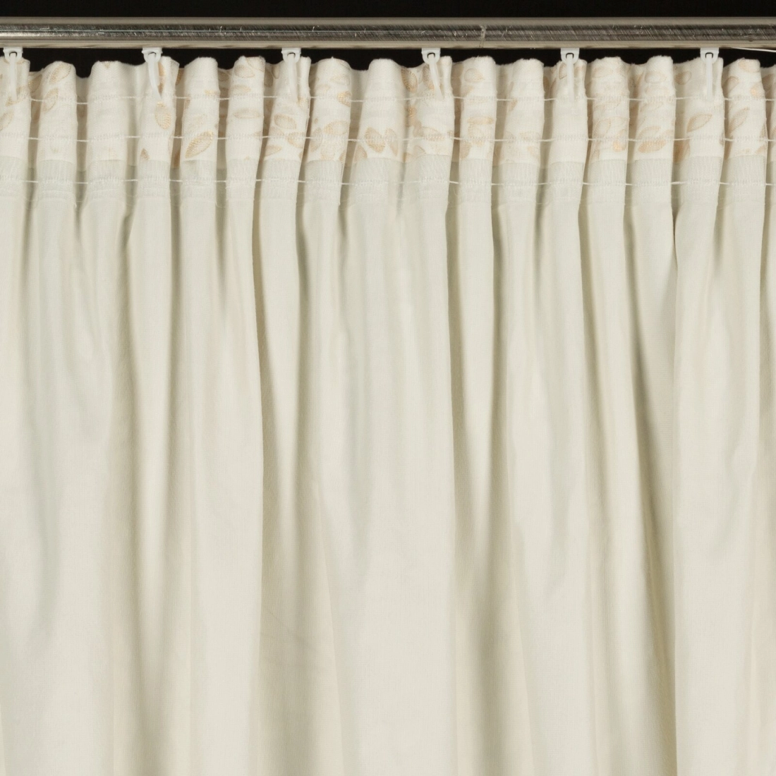 Záves 140x270 cm zamatový krémový na riasiacu pásku FELIS